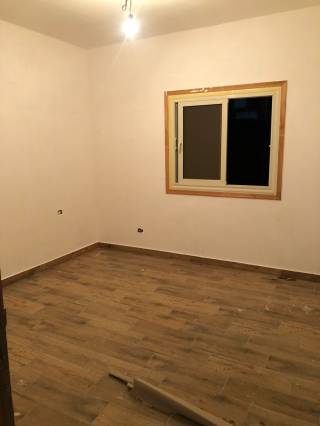 Unfurnished apartment for rent in Narges buildings